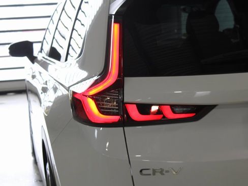 Used 2023 Honda CR-V EX image 39