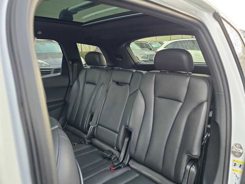 Used 2017 Audi Q7 3.0T Prestige image 19