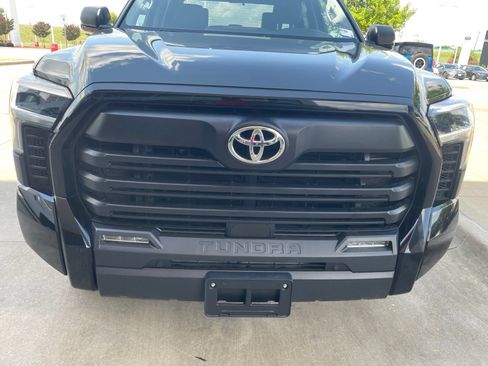 Used 2024 Toyota Tundra SR5 w/ SR5 Convenience Package AWD/4WD image 2