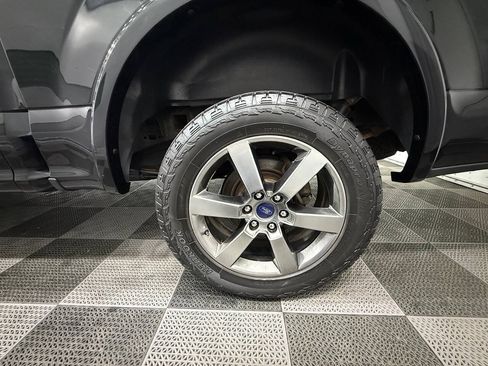 Used 2017 Ford F150 Lariat w/ Equipment Group 502A Luxury AWD/4WD image 34