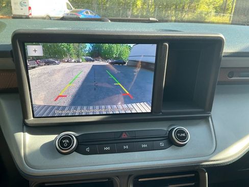 Used 2022 Ford Maverick Lariat image 24