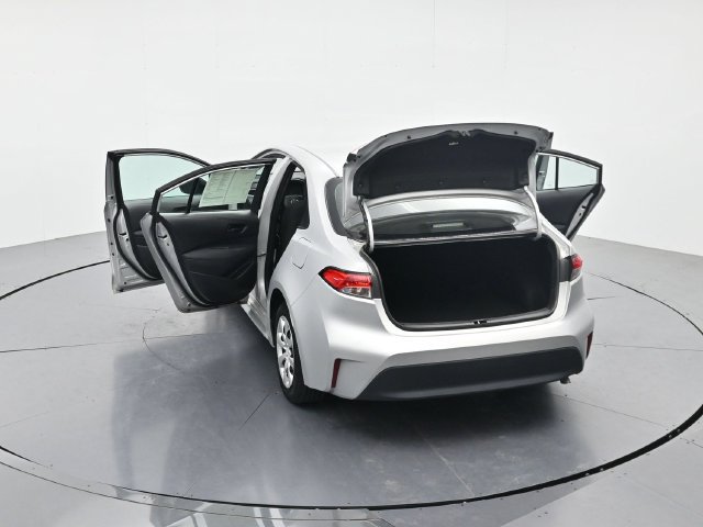 Used 2024 Toyota Corolla LE FWD image 46