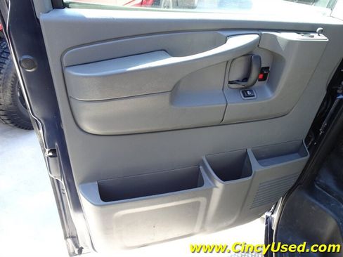 Used 2012 Chevrolet Express 3500 LT w/ LT Preferred Equipment Group RWD image 30