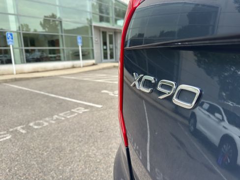 Used 2023 Volvo XC90 B6 Plus w/ Protection Package Premier AWD/4WD image 7