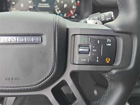 Used 2025 Land Rover Defender 130 V8 image 21