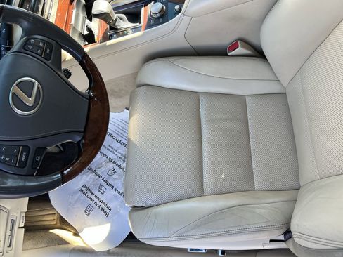 Used 2016 Lexus LS 460 L image 16