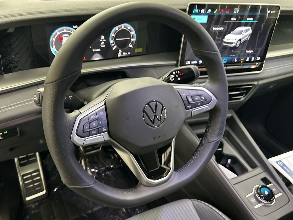 New 2026 Volkswagen Tiguan SE R-Line AWD/4WD image 10