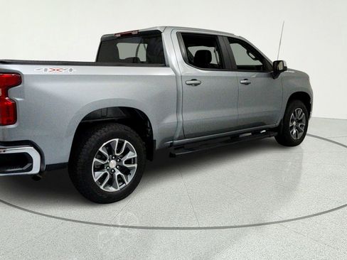 Used 2026 Chevrolet Silverado 1500 LT AWD/4WD image 5