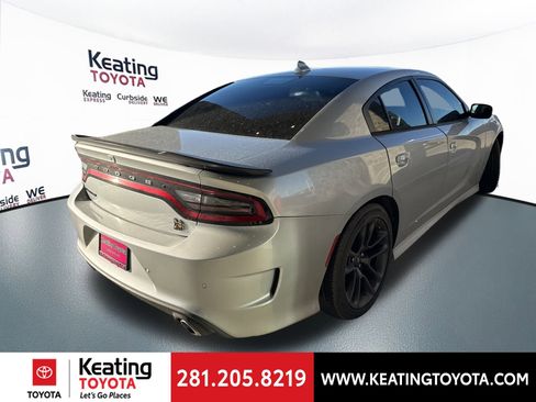 Used 2022 Dodge Charger Scat Pack w/ Plus Group image 3