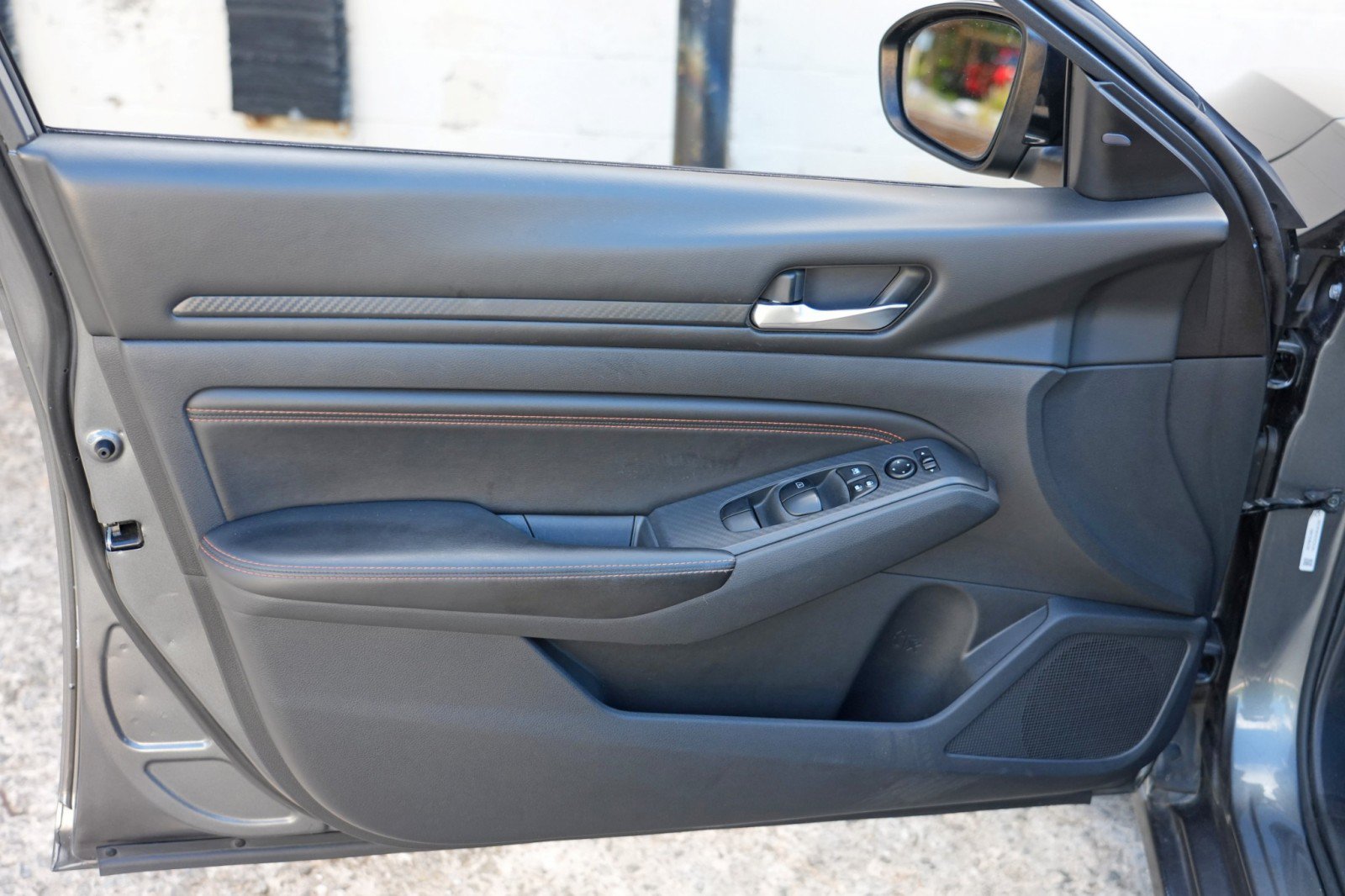 Used 2021 Nissan Altima 2.5 SR w/ SR Premium Package FWD image 37