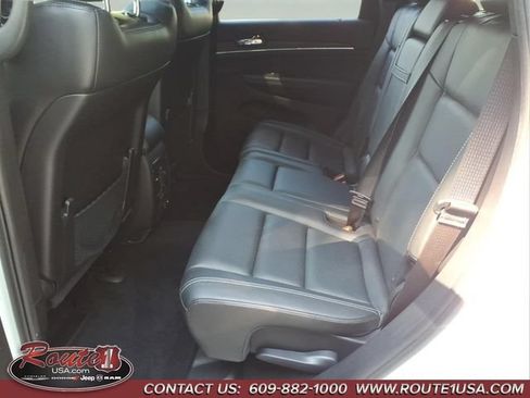 Used 2021 Jeep Grand Cherokee Limited w/ Quick Order Package 28K 80th AWD/4WD image 13