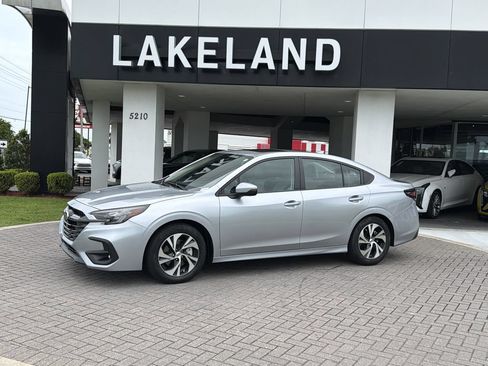 Certified 2025 Subaru Legacy Premium AWD/4WD image 2