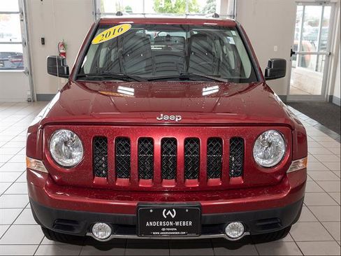 Used 2016 Jeep Patriot High Altitude AWD/4WD image 4