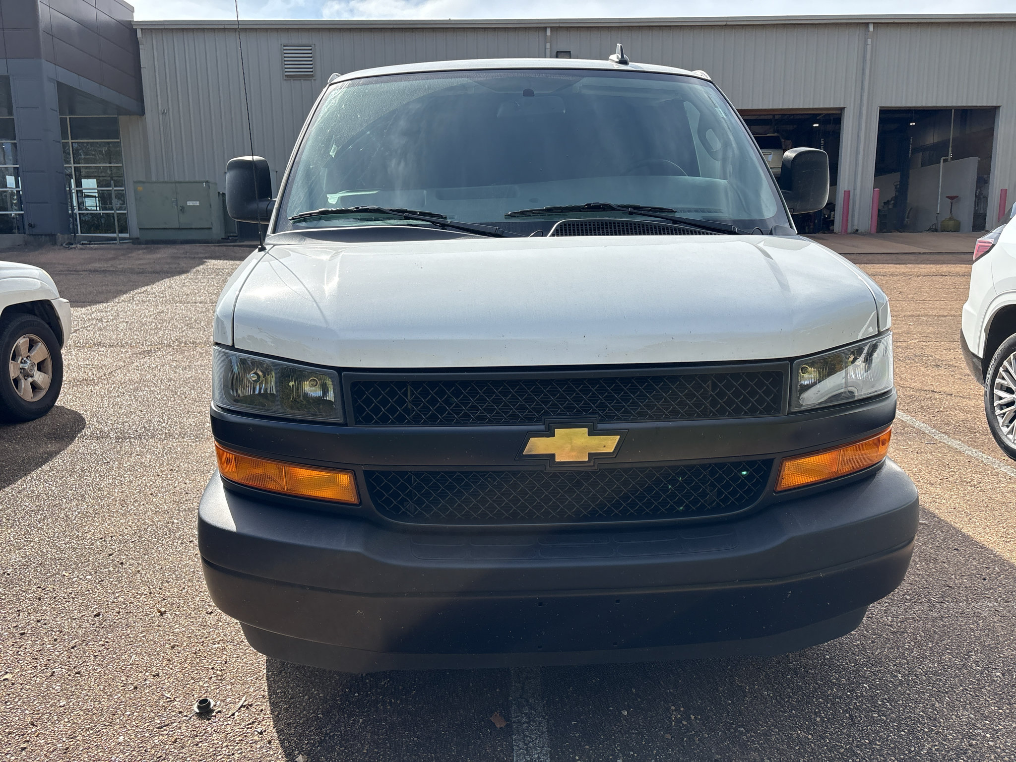 Used 2025 Chevrolet Express 2500 w/ Driver Convenience Package RWD image 2