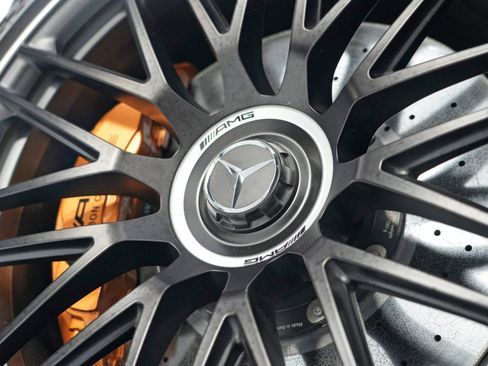 Used 2025 Mercedes-Benz AMG GT 63 S w/ AMG Carbon Fiber Package image 49