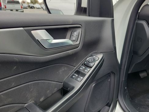 New 2026 Ford Escape SE image 19