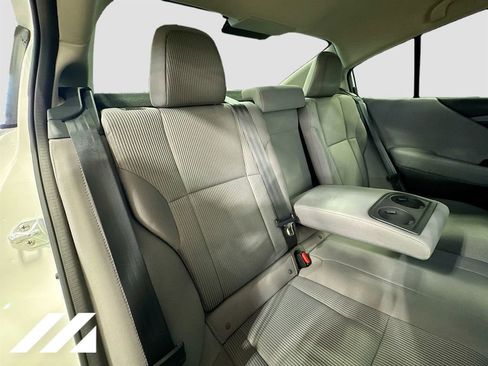 Used 2023 Subaru Legacy Premium image 27