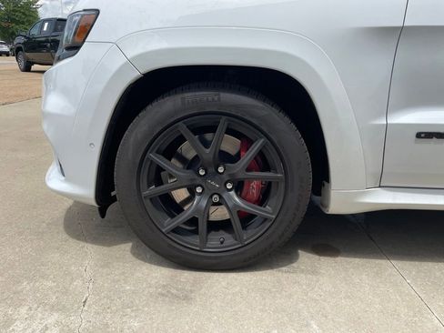 Used 2021 Jeep Grand Cherokee SRT AWD/4WD image 17