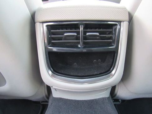 Used 2016 Cadillac CTS Luxury image 32