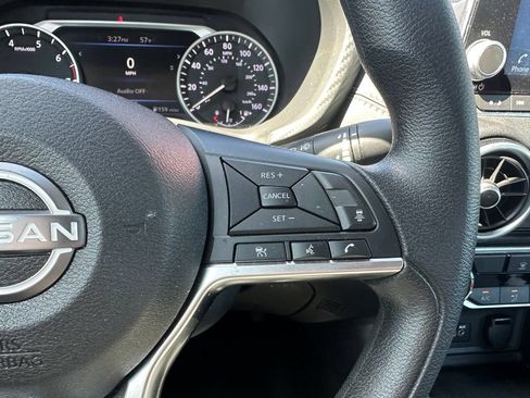 Used 2024 Nissan Sentra SV FWD image 26
