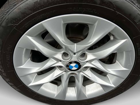 Used 2015 BMW X1 xDrive28i image 9