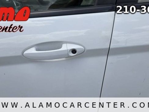 Used 2016 Ford Fiesta SE FWD image 10