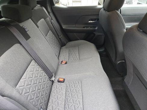 New 2026 Nissan Kicks SV image 18