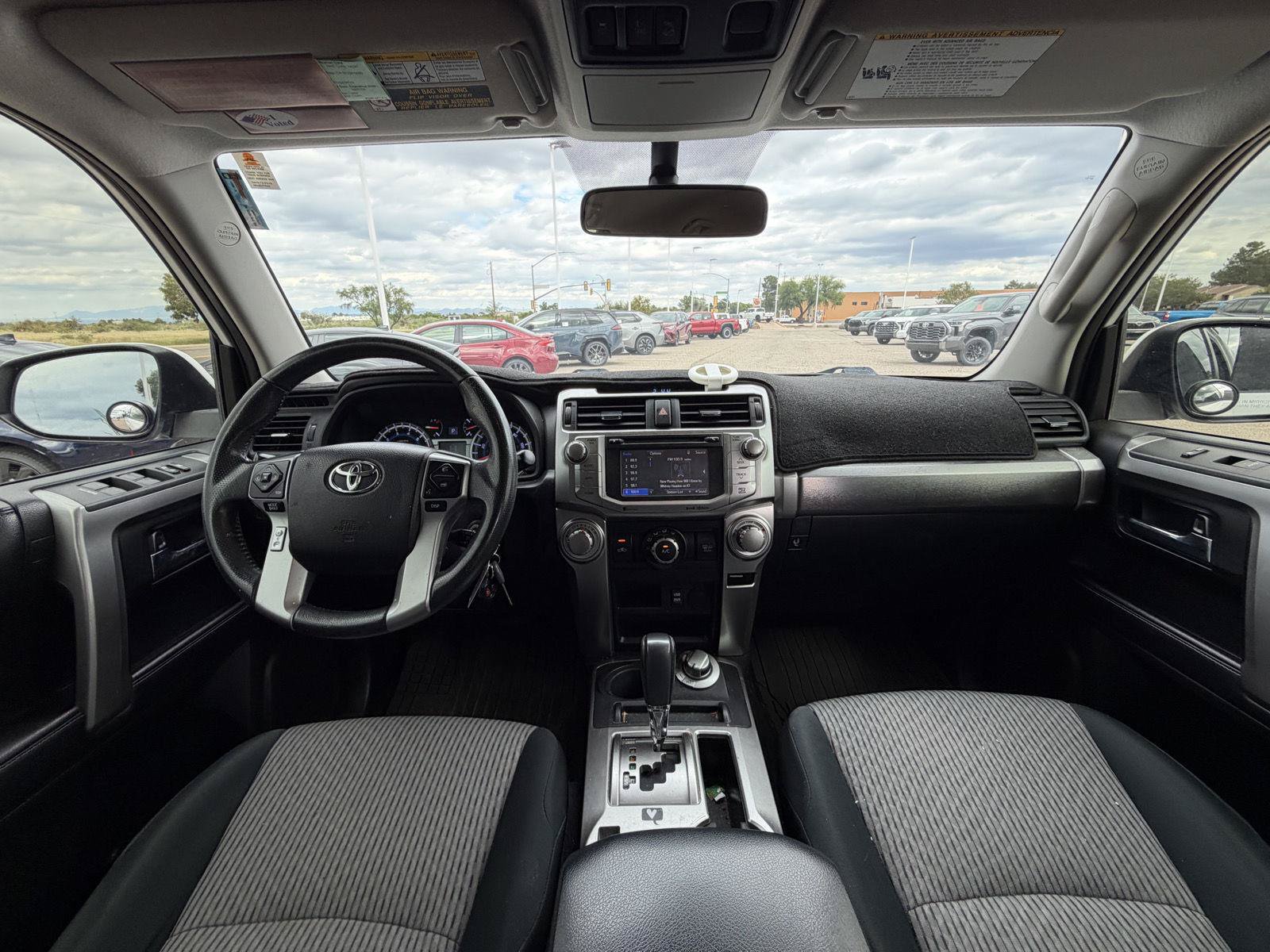 Used 2017 Toyota 4Runner SR5 AWD/4WD image 22