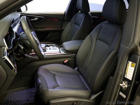 Used 2025 Audi Q8 Premium Plus image 10