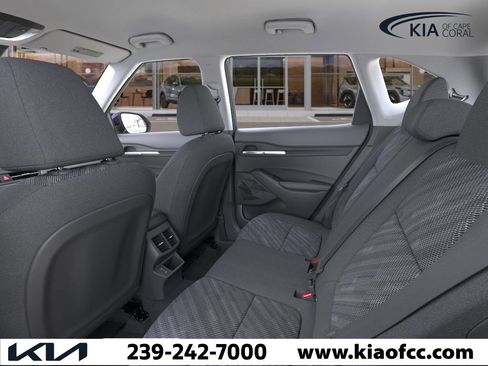New 2026 Kia Seltos LX image 18