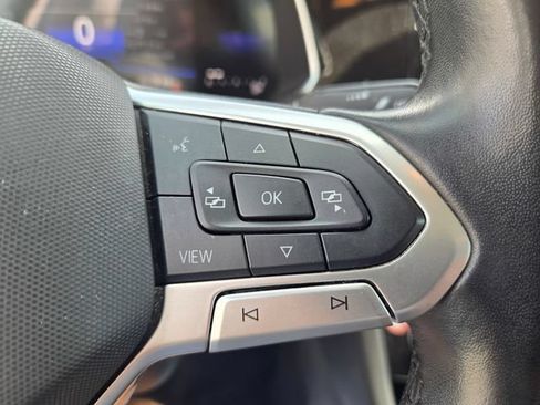 Used 2024 Volkswagen Jetta SE FWD image 16