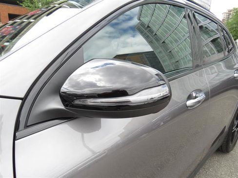 Used 2025 Mercedes-Benz GLA 250 4MATIC image 28