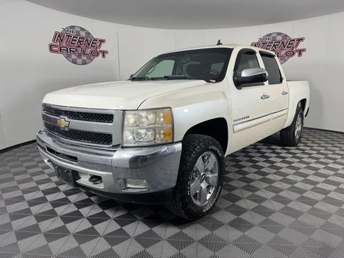 Used 2011 Chevrolet Silverado 1500 LT w/ All-Star Edition image 3