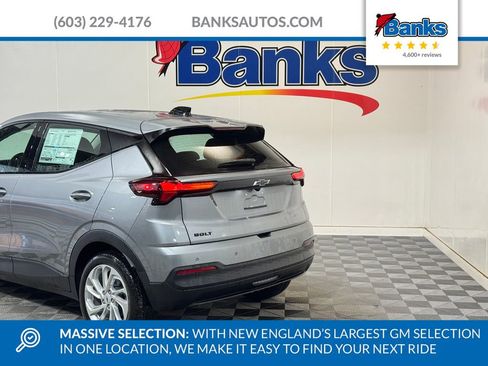 New 2027 Chevrolet Bolt LT w/ Comfort Package image 7