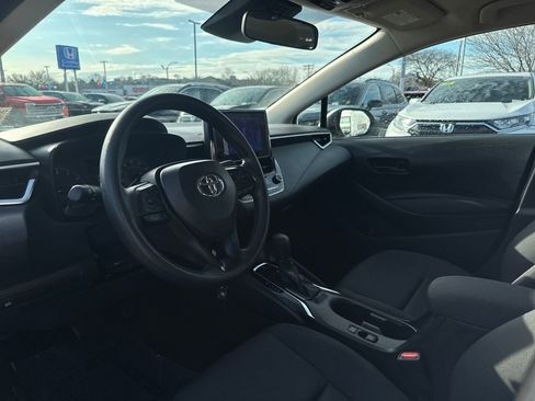 Used 2024 Toyota Corolla LE image 13