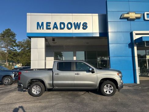 New 2026 Chevrolet Silverado 1500 LT w/ Leather Package image 2