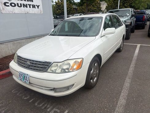 Used 2004 Toyota Avalon XLS FWD image 3