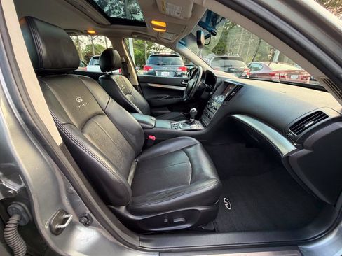Used 2010 INFINITI G37 x Sedan w/ Premium Pkg AWD/4WD image 12