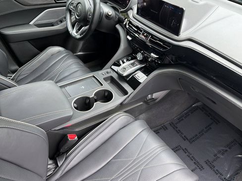 Certified 2026 Acura MDX SH-AWD w/ Advance Package image 19
