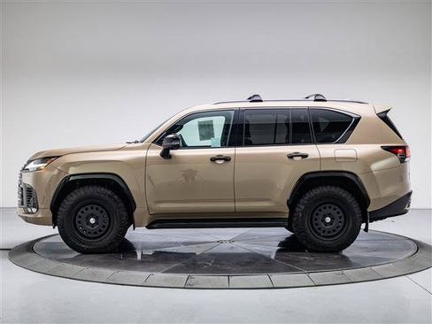 Used 2025 Lexus LX 700h Overtrail w/ Accessory Package (Z1) AWD/4WD image 2