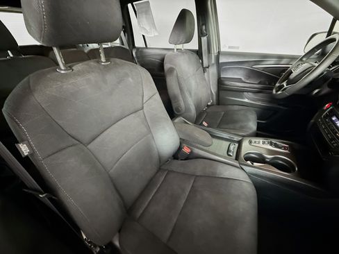 Used 2022 Honda Pilot Sport image 36