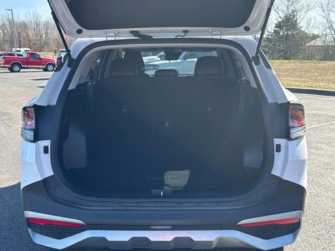 Used 2023 Kia Sportage EX image 13