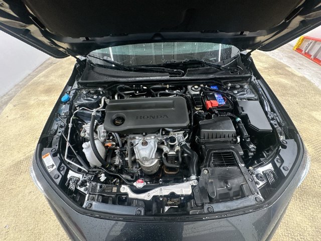 Used 2025 Honda Civic Sport image 25