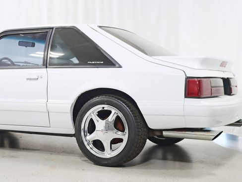 Used 1989 Ford Mustang LX RWD image 10
