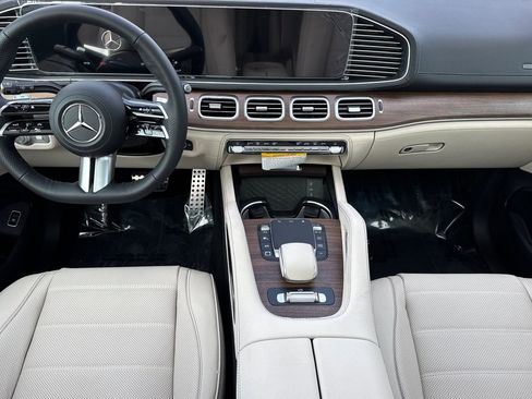 New 2026 Mercedes-Benz GLS 580 GLS 580 image 14