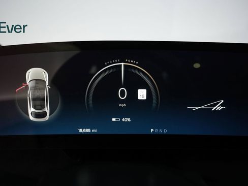 Used 2023 Lucid Air Grand Touring image 7