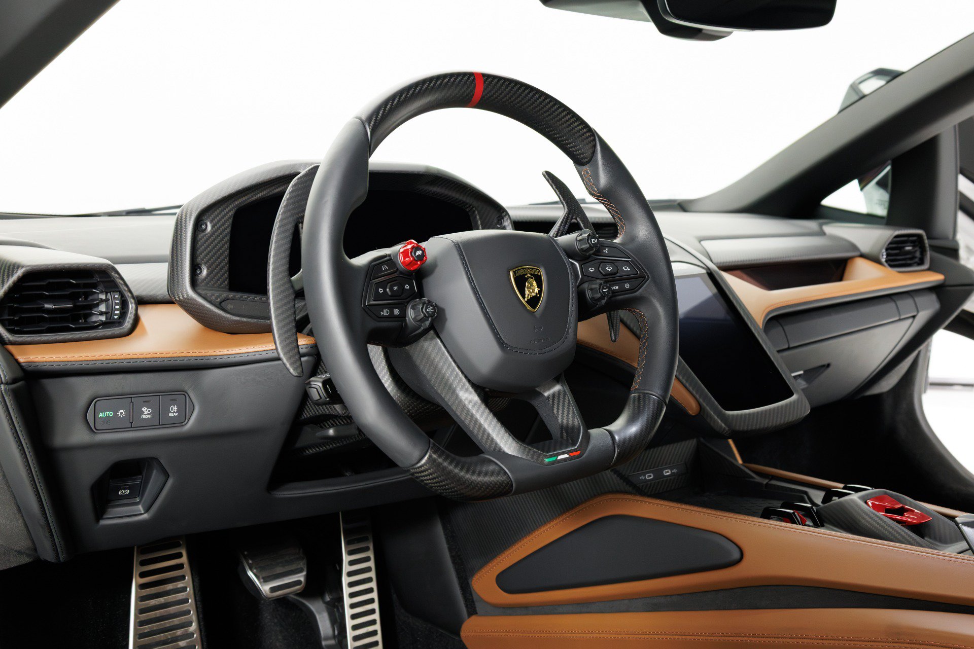 Used 2024 Lamborghini Revuelto AWD/4WD image 20
