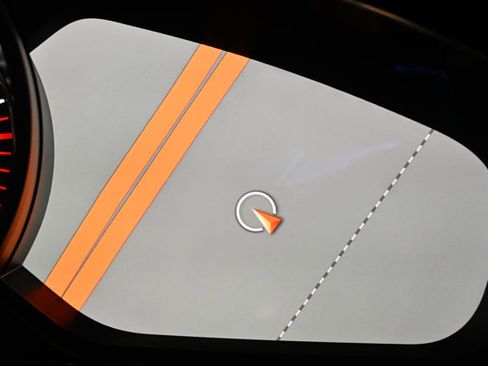 Used 2019 Porsche Cayenne Turbo w/ Premium Plus Package image 84