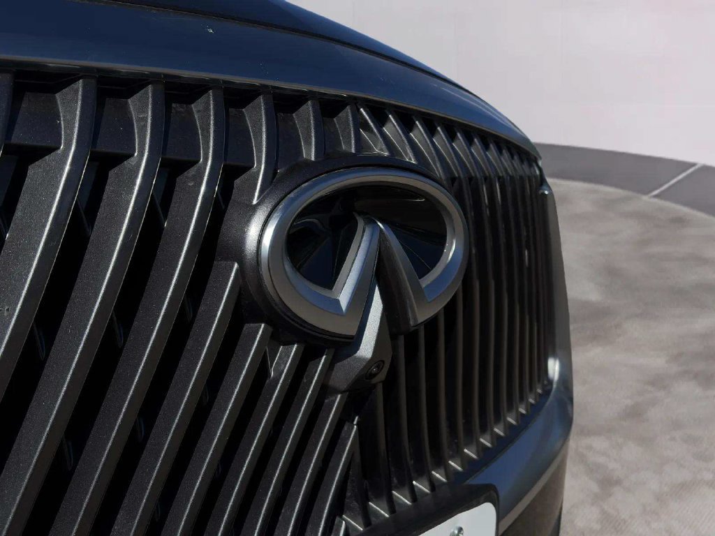 Used 2026 INFINITI QX60 Luxe w/ Cargo Package FWD image 34