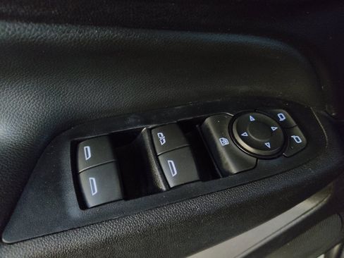 Used 2019 Chevrolet Equinox LT FWD image 27